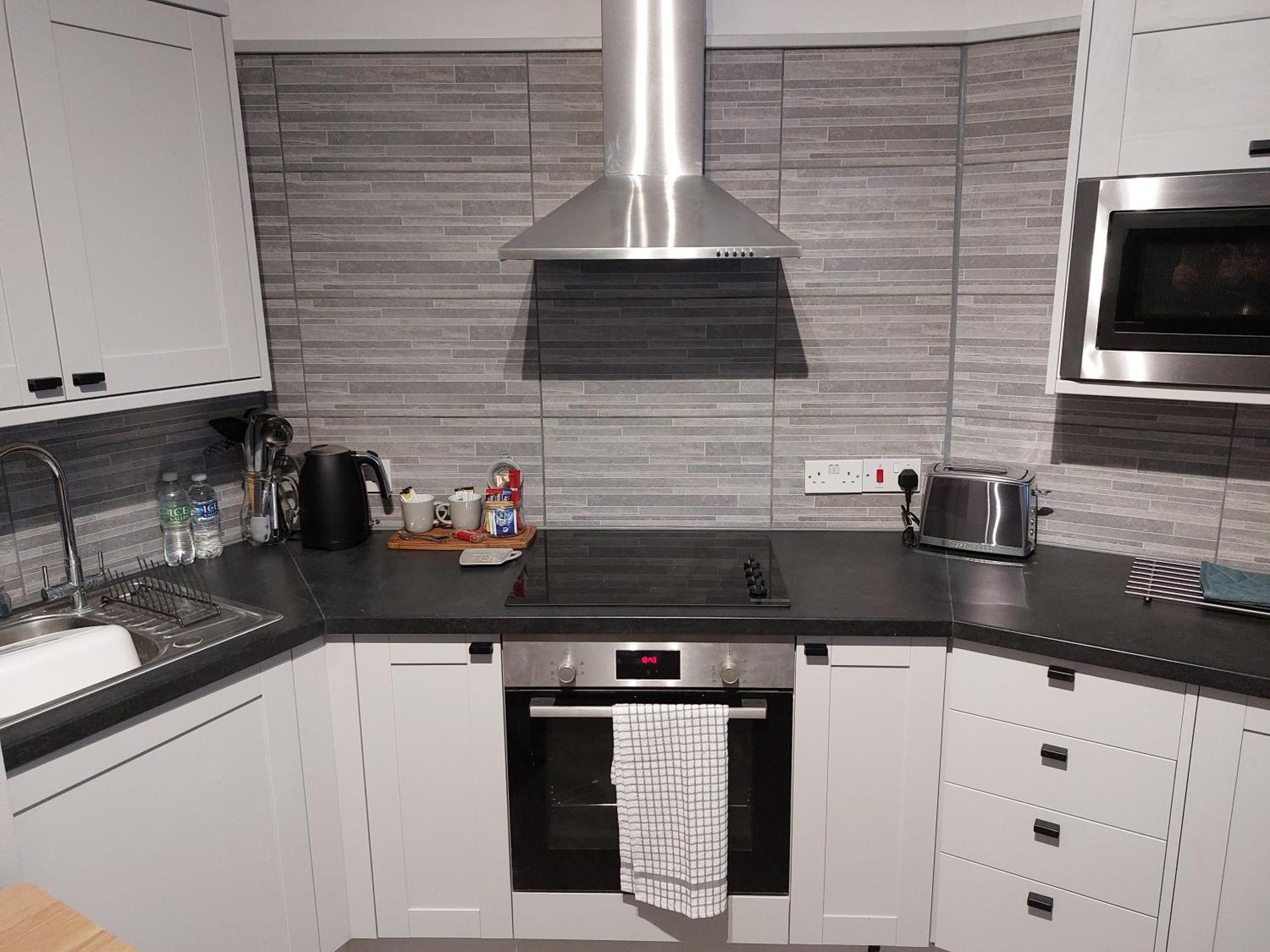 Flat 6 Corner House *