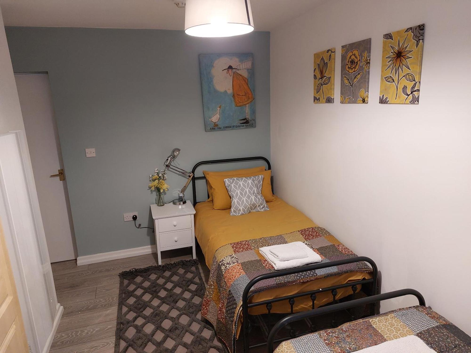 Apartment Flat 6 Corner House